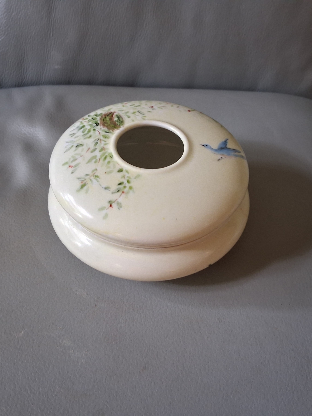 Vintage Victorian Hair Receiver